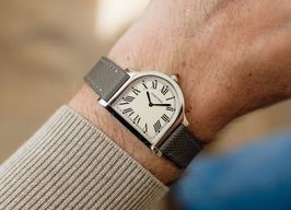 Cartier Cloche de Cartier 4338 (2021) - White dial 37 mm Platinum case