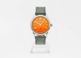 NOMOS Club Campus 710 (2024) - Oranje wijzerplaat 36mm Staal