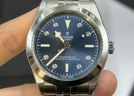 Tudor Black Bay 79660-0005 -