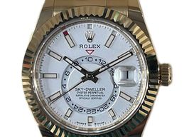 Rolex Sky-Dweller 326938 (2023) - Black dial 42 mm Yellow Gold case