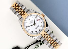 Rolex Datejust 36 116233 (2008) - Wit wijzerplaat 36mm Goud/Staal