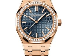Audemars Piguet Royal Oak Selfwinding 77451OR.ZZ.1361OR.02 (2025) - Blue dial 34 mm Rose Gold case
