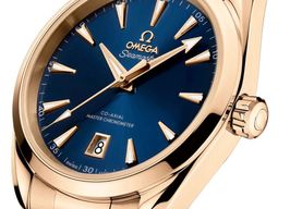 Omega Seamaster Aqua Terra 220.50.38.20.03.001 (2025) - Blauw wijzerplaat 38mm Geelgoud