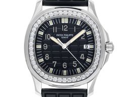 Patek Philippe Aquanaut 5067A-001 (2009) - Black dial 36 mm Steel case