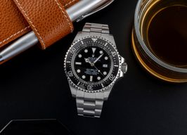 Rolex Sea-Dweller Deepsea 116660 (Unknown (random serial)) - Black dial 44 mm Steel case