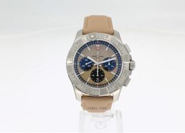 Breitling Avenger AB0147101A1X1 (2025) - Beige dial 44 mm Steel case