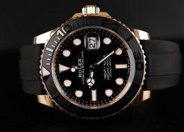 Rolex Yacht-Master 42 226658 (2022) - Black dial 42 mm Yellow Gold case