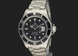 Rolex Submariner Date 16610 (2010) - Black dial 40 mm Steel case