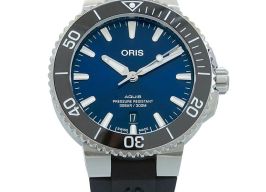 Oris Aquis Date 01 733 7766 4135-07 4 22 64FC -