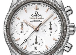 Omega Speedmaster 324.38.38.50.02.001 (2026) - Zilver wijzerplaat 38mm Staal