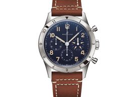 Breitling Aviator 8 LB0920131C1X1 -