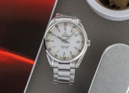 Omega Seamaster Aqua Terra 231.10.42.21.02.006 (Unknown (random serial)) - Silver dial 42 mm Steel case