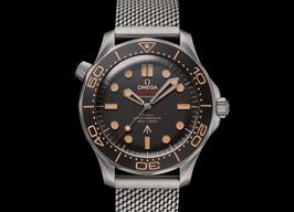 Omega Seamaster Diver 300 M 210.90.42.20.01.001 (2024) - Brown dial 42 mm Titanium case