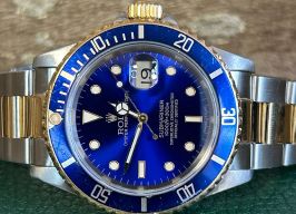 Rolex Submariner Date 16613 (1990) - Blue dial 40 mm Gold/Steel case