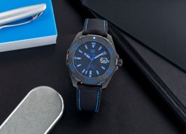 TAG Heuer Aquaracer 300M WAY208B.FC6382 (Unknown (random serial)) - Black dial 43 mm Titanium case