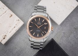 Omega Seamaster Aqua Terra 231.20.39.21.06.003 (Unknown (random serial)) - Grey dial 39 mm Steel case