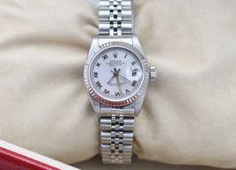 Rolex Lady-Datejust 69174 (Unknown (random serial)) - Silver dial 26 mm Steel case