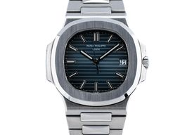 Patek Philippe Nautilus 5711/1A-001 (2010) - Blue dial 40 mm Steel case