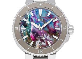 Oris Aquis Date 01 733 7770 4150-Set (2023) - Multi-colour dial 37 mm Steel case