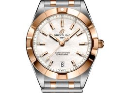 Breitling Chronomat U77310101A2U1 (2026) - Pearl dial 32 mm Gold/Steel case