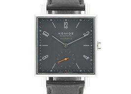 NOMOS Tetra Neomatik 422 -