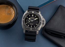 Panerai Luminor Submersible 1950 3 Days Automatic PAM00389 (Unknown (random serial)) - Black dial 47 mm Ceramic case