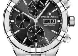 Maurice Lacroix Aikon AI6038-SS000-330-2 -