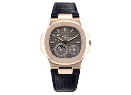 Patek Philippe Nautilus 5712G-001 (2015) - 40mm Witgoud