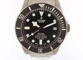Tudor Pelagos 25600TN -
