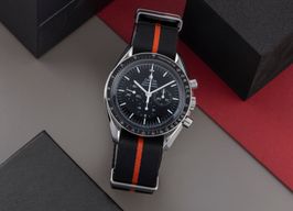 Omega Speedmaster Professional Moonwatch 3570.50.00 (2000) - Black dial 42 mm Steel case