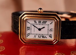 Cartier Vintage 78095 (1974) - White dial 30 mm Yellow Gold case