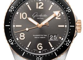 Glashütte Original SeaQ Panorama Date 1-36-13-04-91-34 (2026) - Grey dial 43 mm Steel case
