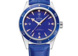 Omega Seamaster 300 234.93.41.21.99.002 (2025) - Blauw wijzerplaat 41mm Platina