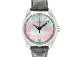 Omega Seamaster Aqua Terra 231.13.39.21.57.001 (2016) - Pearl dial 39 mm Steel case