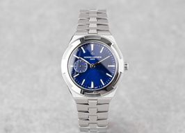 Vacheron Constantin Overseas 2300V/100A-B170 (2020) - Blue dial 38 mm Steel case