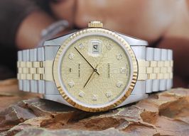 Rolex Datejust 36 16233 (1994) - Champagne dial 36 mm Gold/Steel case