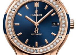 Hublot Classic Fusion Blue 565.OX.7180.RX.1204 -