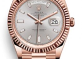 Rolex Day-Date 40 228235 (2022) - Silver dial 40 mm Rose Gold case