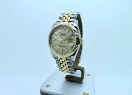 Rolex Datejust 36 126233 (2021) - 36 mm Gold/Steel case