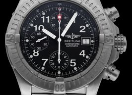 Breitling Avenger E13360 -