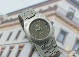 Omega Seamaster Unknown (Unknown (random serial)) - Grey dial 32 mm Titanium case