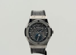 Hublot Classic Fusion Aerofusion 517.NX.0170.LR.1104 (2019) - Zilver wijzerplaat 45mm Titanium