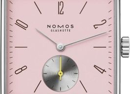 NOMOS Tetra 476 -