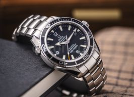 Omega Seamaster Planet Ocean 2201.50.00 (2010) - Black dial 42 mm Steel case