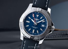Breitling Avenger A32395101/C1X1 (2023) - Blue dial 45 mm Steel case