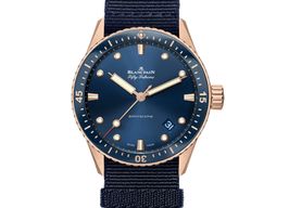 Blancpain Fifty Fathoms Bathyscaphe 5000-36S40-NAOA (2024) - Blue dial 44 mm Rose Gold case