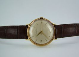 IWC Vintage - (1980) - Champagne dial 36 mm Yellow Gold case