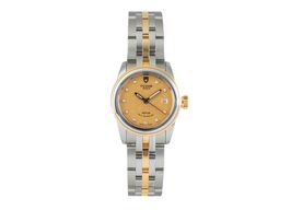 Tudor Glamour Date 51003 (2022) - Gold dial 26 mm Gold/Steel case