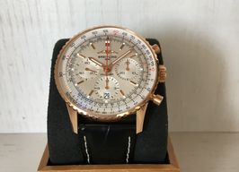 Breitling Navitimer RB0139211G1P1 (1923) - Silver dial 41 mm Red Gold case