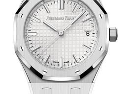 Audemars Piguet Royal Oak Selfwinding 77450ST.OO.1361ST.01 (2025) - Silver dial 34 mm Steel case